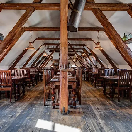 酒店 Zamek Zabreh & Pivovar 俄斯特拉发